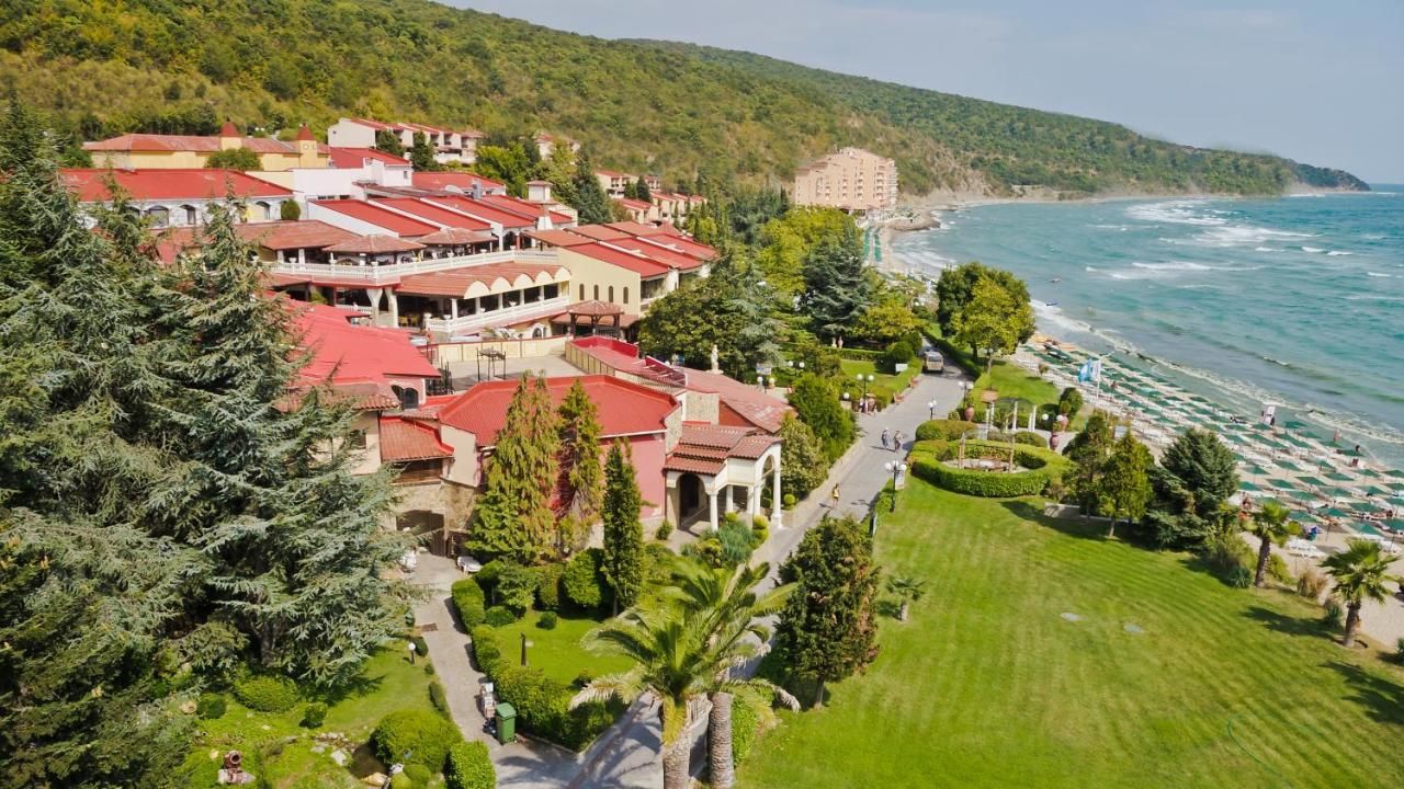 Курортные отели Villas Elenite Елените-15