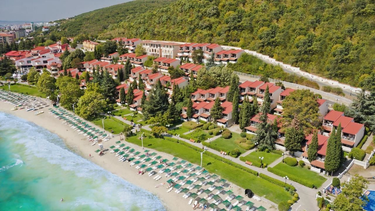 Курортные отели Villas Elenite Елените-10