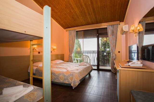 Курортные отели Villas Elenite Елените-41