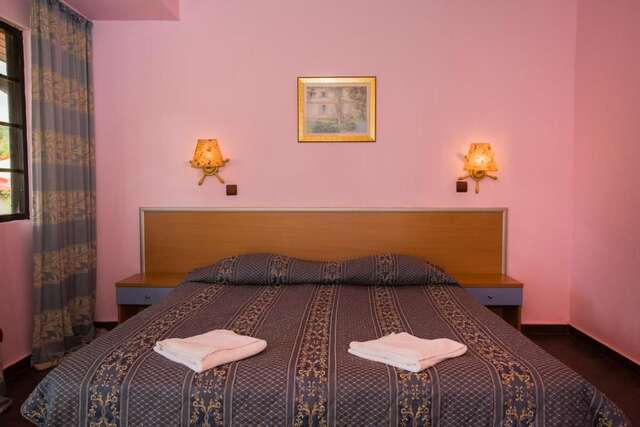 Курортные отели Villas Elenite Елените-46